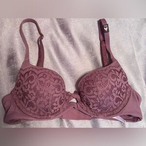 NWT Victoria's Secret Body By Victoria Bra - 32B